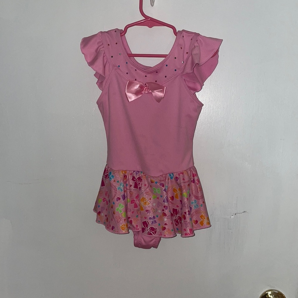 Girls gymnastics outfit